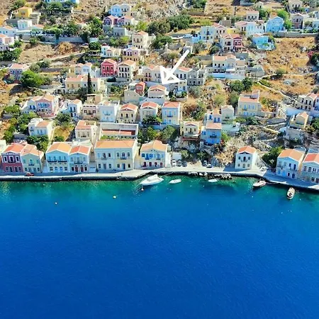 Pitini Nikos House