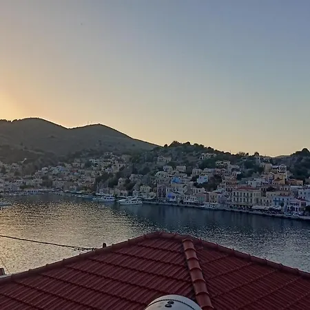 Pitini Nikos House *