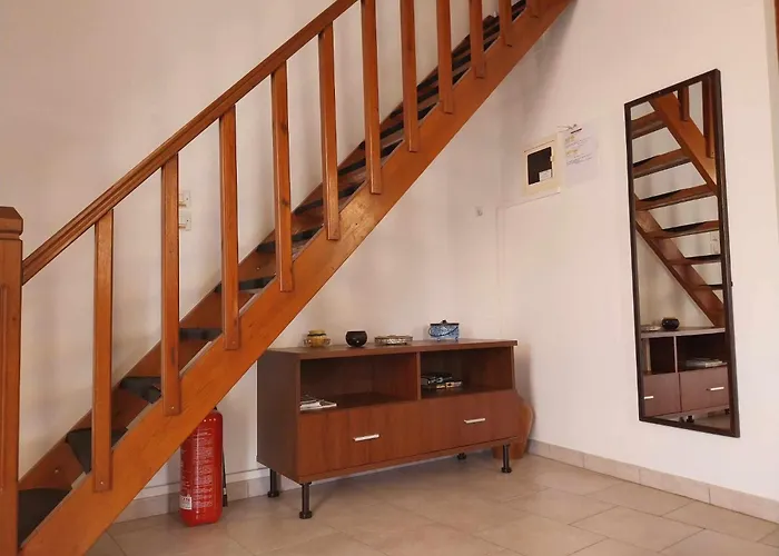 Pitini Nikos House Casa de Férias